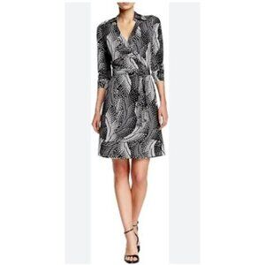 BCBGMaxAzria Wrap Dress L Large Black Ivory Gray Long Sleeve Washable